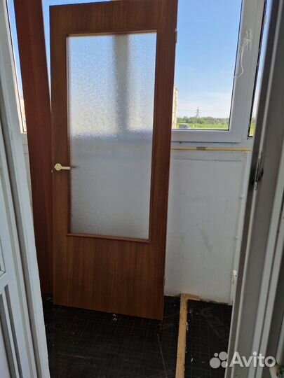 Дверь новая с кухни. Размер 20080
