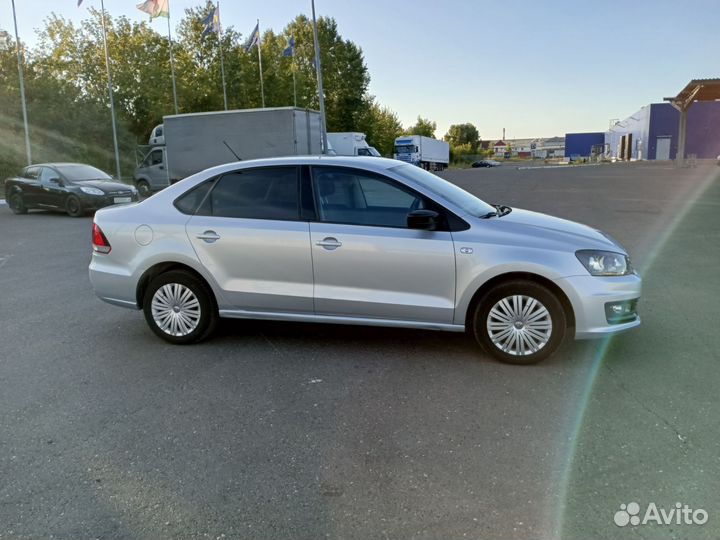 Volkswagen Polo 1.6 МТ, 2013, 136 000 км