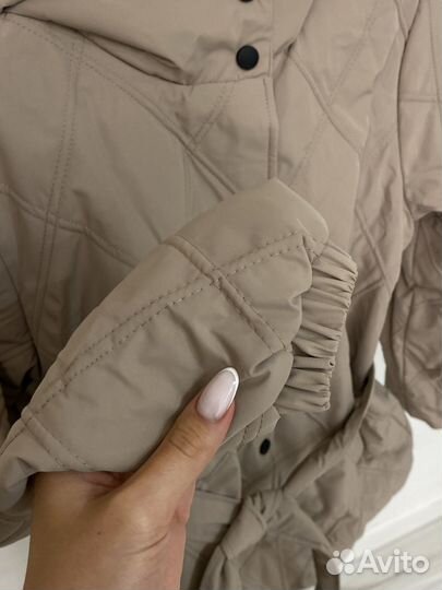 Куртка стеганая весенняя женская с поясом