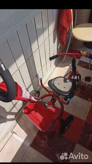 Детский трехколесный велосипед б/у