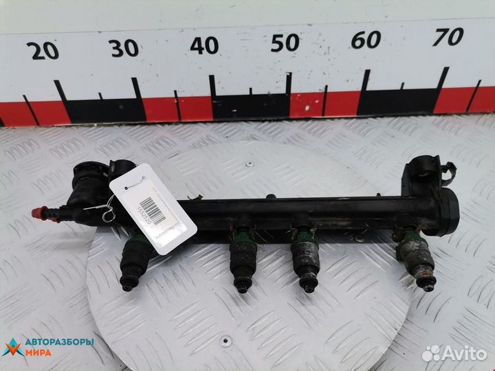 Форсунка Audi A3 8L 1998 037906031AA