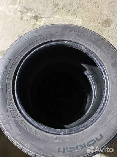 Nokian Tyres Hakka Black 215/60 R16