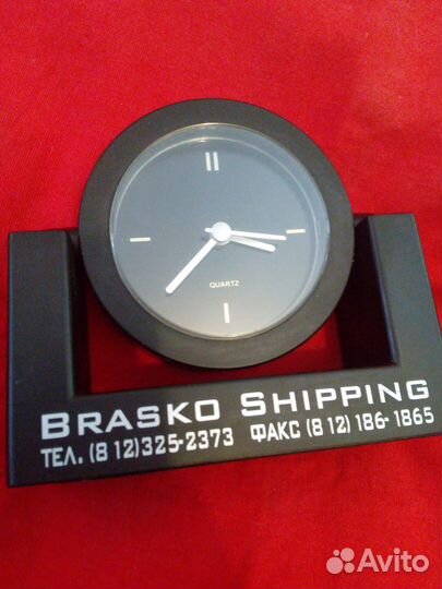 Настольные часы Кварц