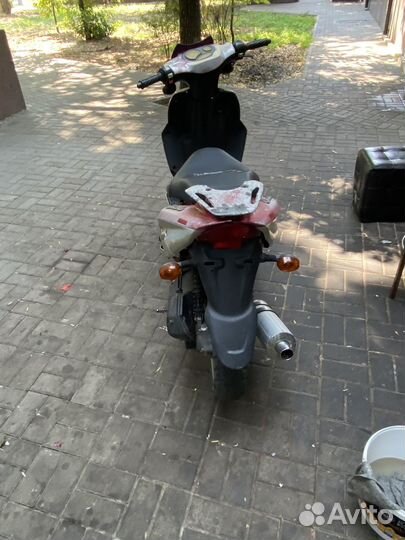 Скутер мопед