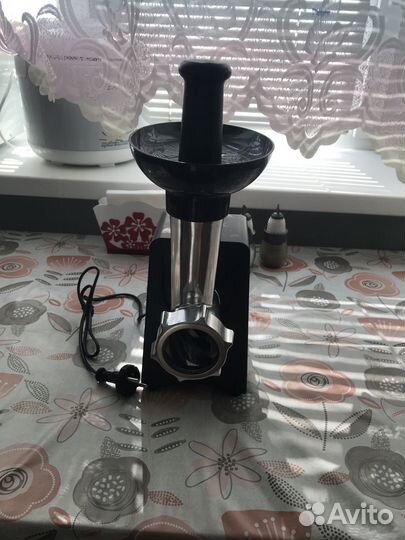 Мясорубка Vitek