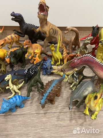 Динозавры игрушки