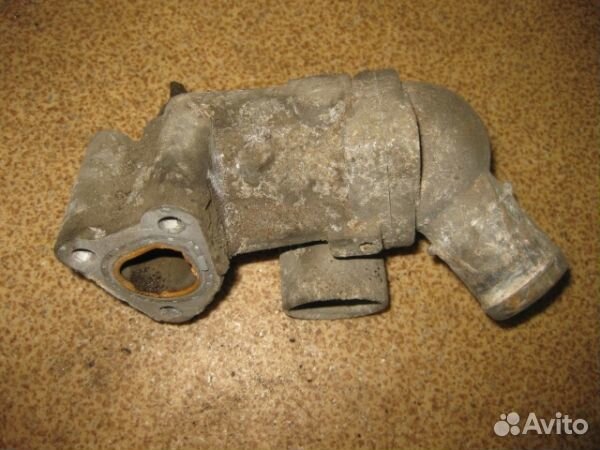 Корпус термостата Mitsubishi Space Star