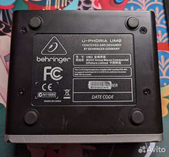 Звуковая карта Behringer u phoria um2