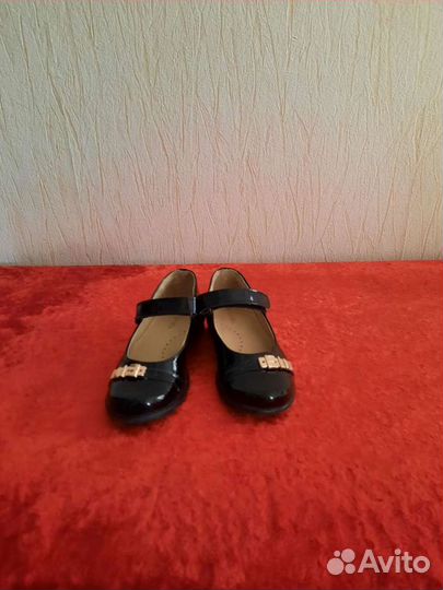 Туфли для девочки 29размер