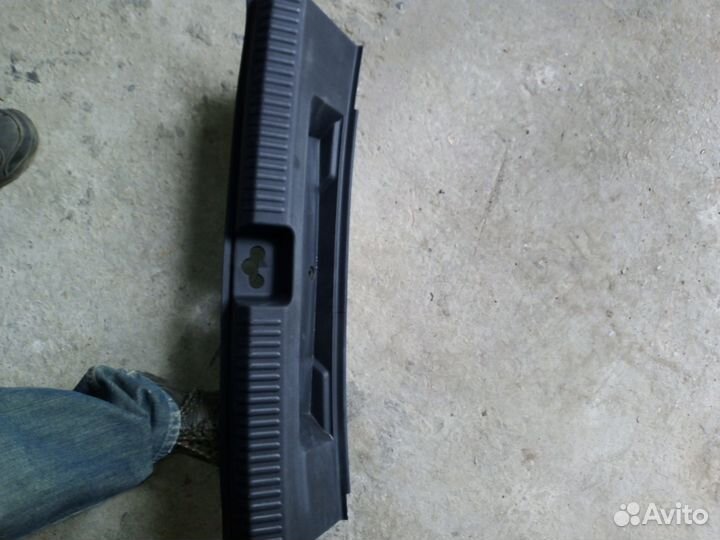 Пластик задней панели поло 2015