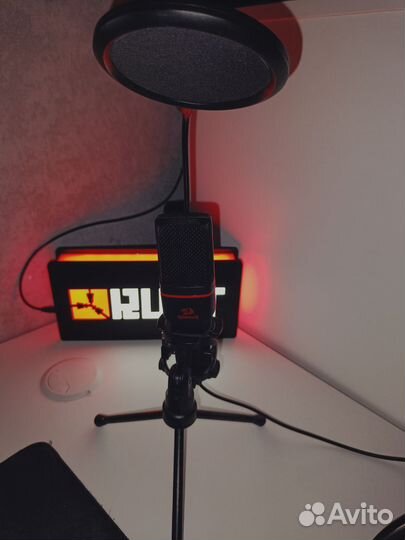 Микрофон Redragon