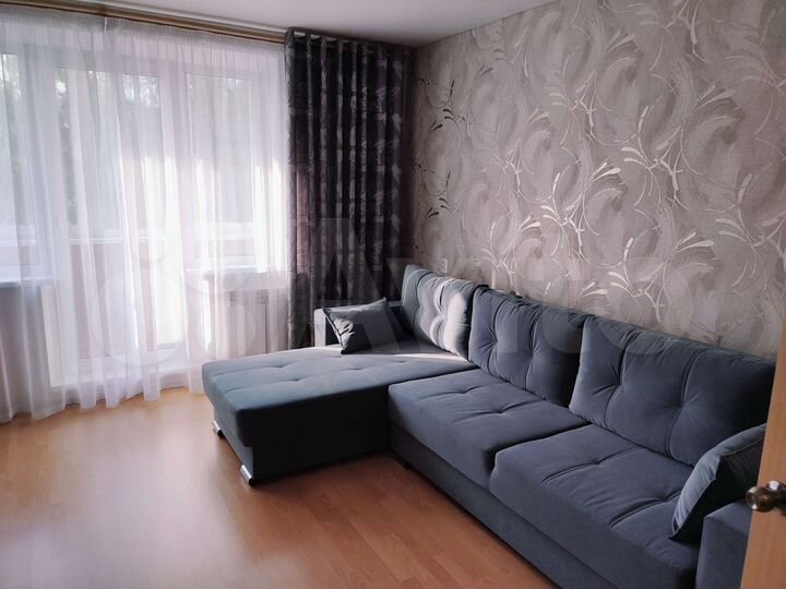 2-к. квартира, 53 м², 3/5 эт.
