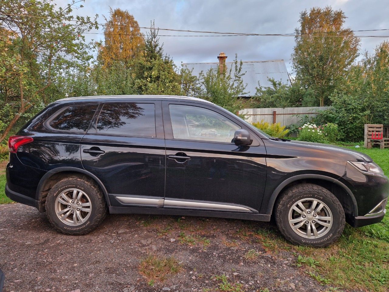 Mitsubishi Outlander: фото владельца