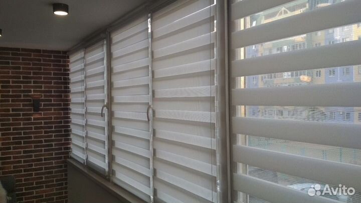 Жалюзи и рулонные шторы зебра, блэкаут, день ночь