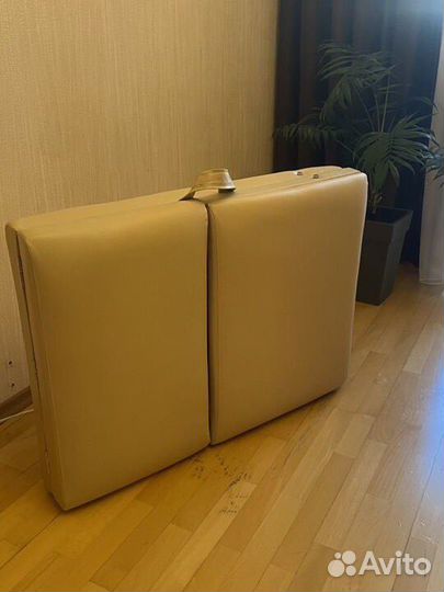 Кушетка косметологическая