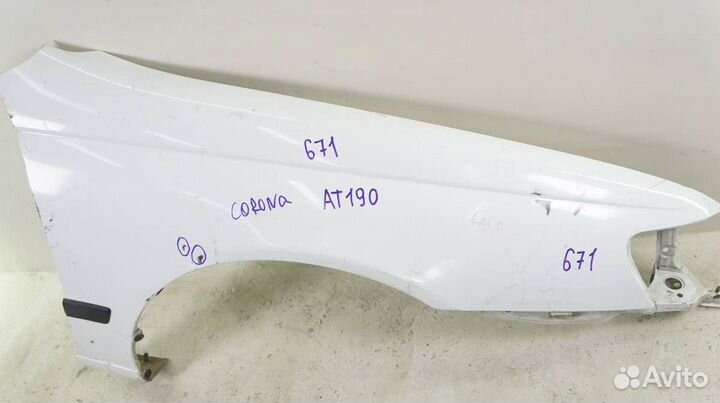Крыло переднее правое Toyota Corona AT190
