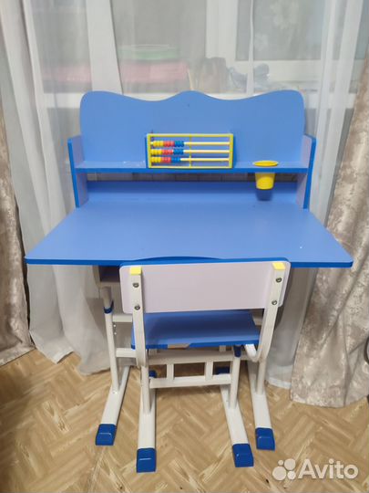 Растущая парта и стул