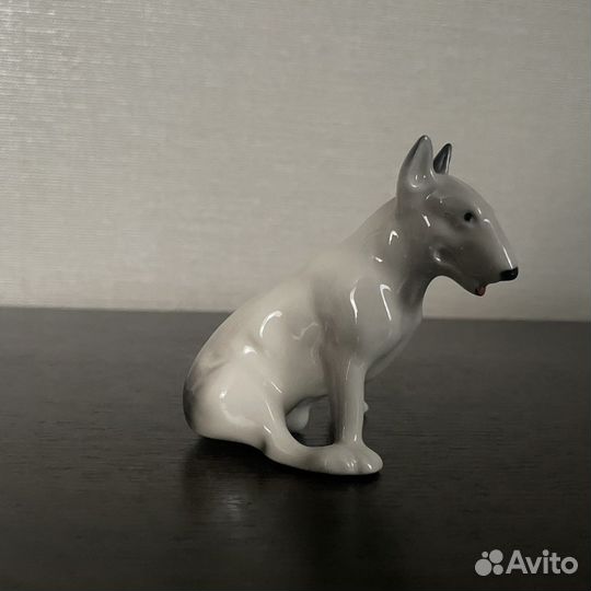 Статуэтка бультерьера