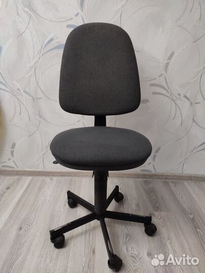 Компьютерное кресло