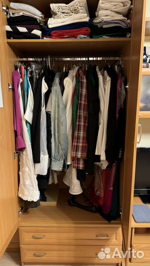 Угловой шкаф