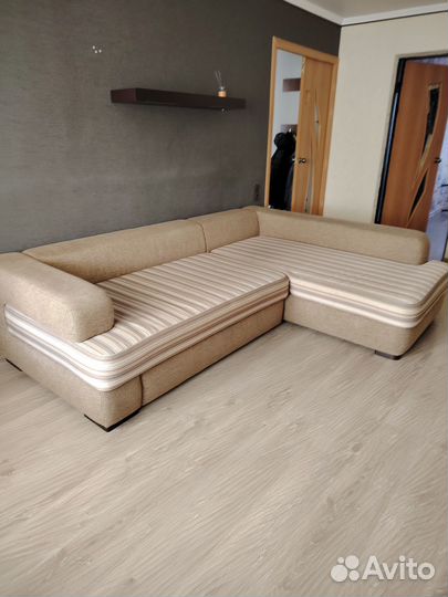 Угловой диван