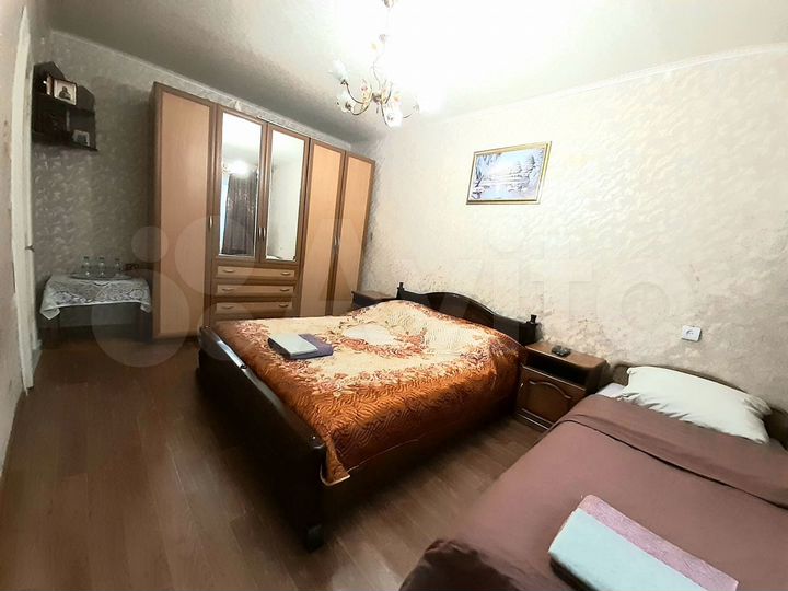 2-к. квартира, 60 м², 2/2 эт.