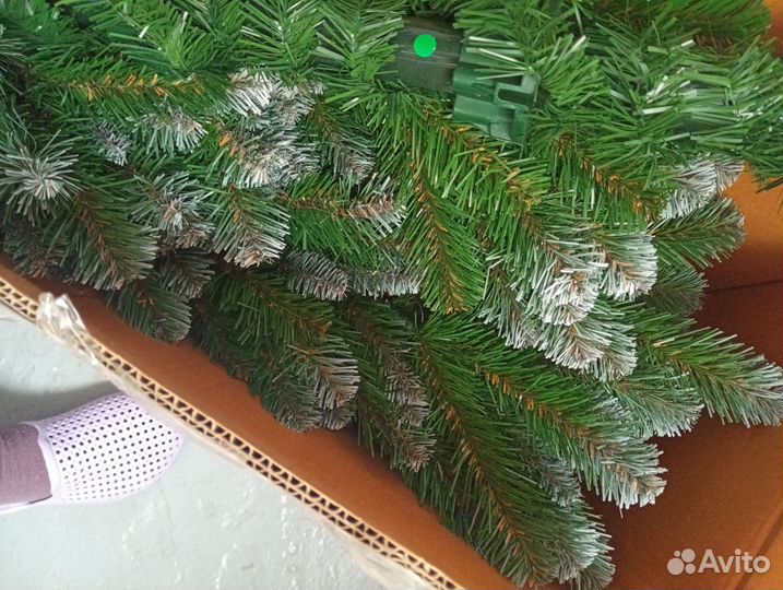 Елка искусственная новая