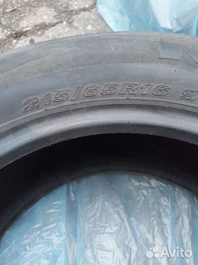 Nexen Classe Premiere 672A 215/65 R16 98