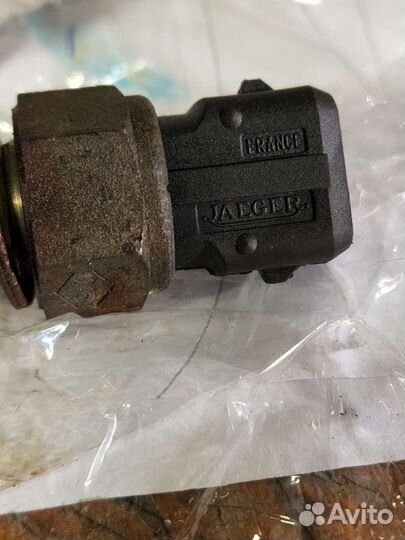 Датчик уровня масла на Рено Меган 2