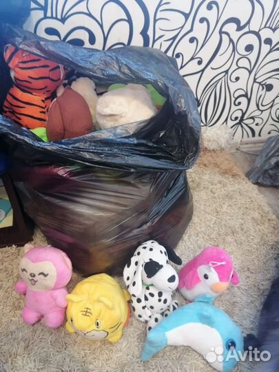 Игрушки мягкие плюшевые