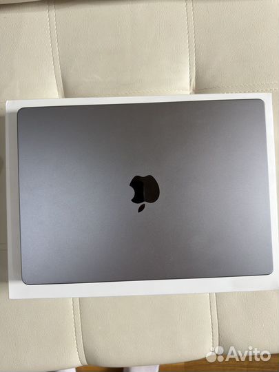 Macbook pro m1pro 14 16gb 512gb