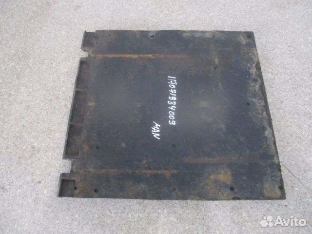 Настил под аккумуляторную батарею MAN 81961010819