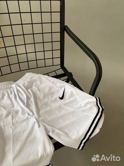 Шорты Nike (баскетбольные)