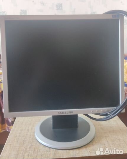 Монитор для компьютера бу