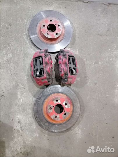 Комплект передних 4 pot субару