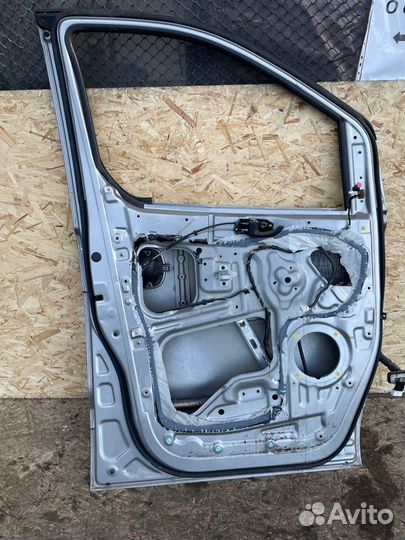 Дверь передняя левая Hyundai H1 (Starex) TQ D4CB