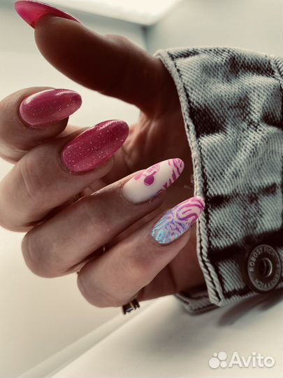 Маникюр, педикюр,наращивание