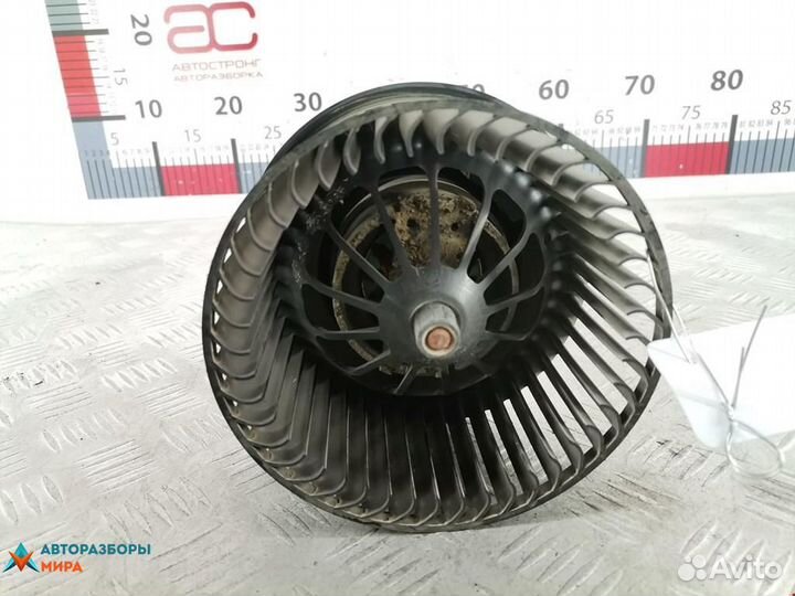 Моторчик печки Ford Focus рест. 2005 1379568
