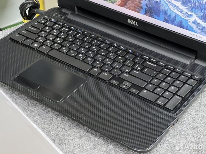 Мощный ноутбук Dell Inspiron 3521-5096 i5-3317 8Gb