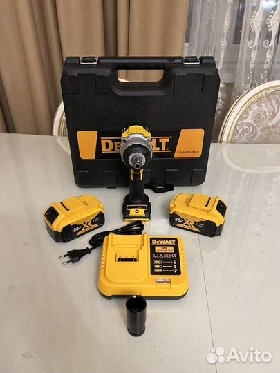 Гайковерт аккумуляторный dewalt