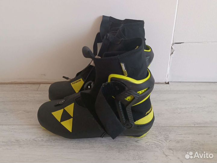 Лыжные ботинки fischer rcs skate