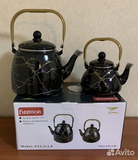 Набор чайников