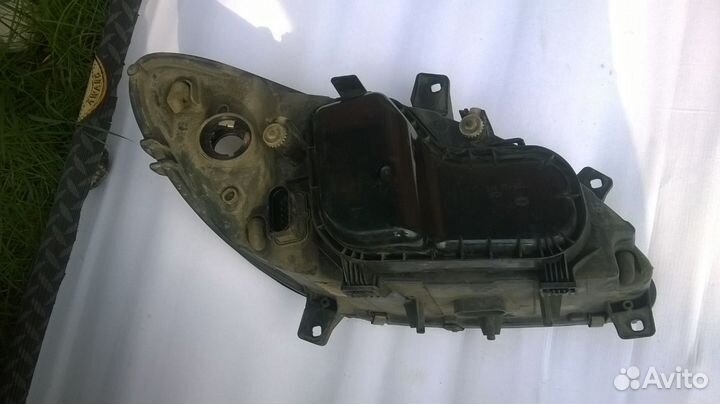 Продам фару от Мерседеса Виано