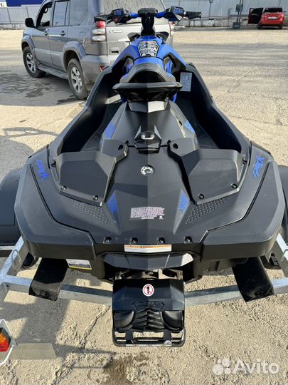 BRP Sea-Doo Spark Trixx 2UP 90
