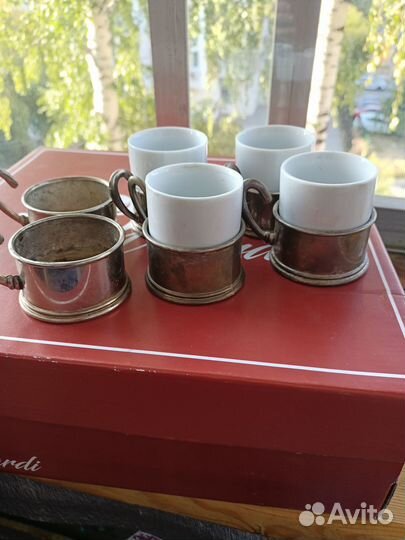 Подстаканники со стаканами фарфоровыми