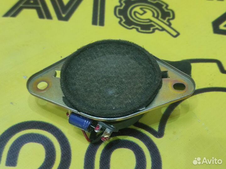 Динамик высокочастотный передний правый Toyota