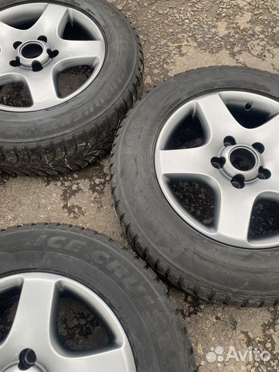 R17 Bridgestone Ice Cruiser 5000 235/65, PCD 5x130 DIA 472