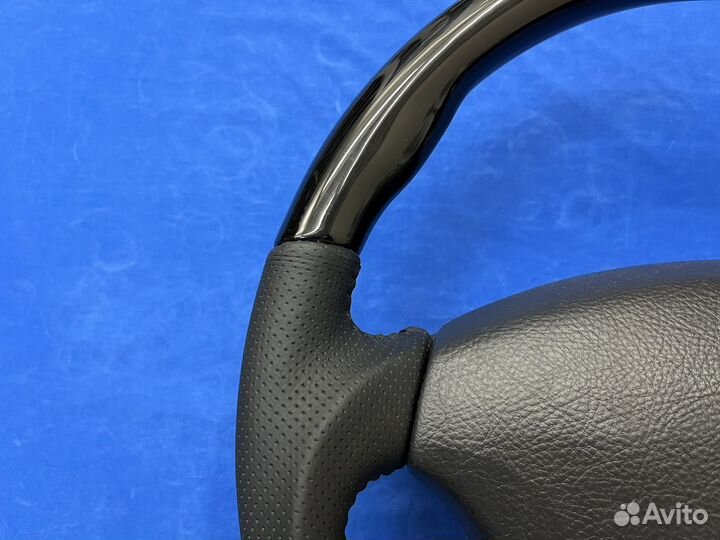 Анатомический руль с черной косточкой Prado 120