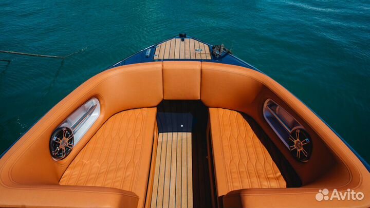 Моторная яхта Е26 Rider Порт Колом