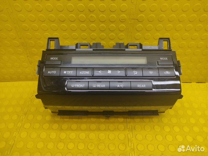 Блок управления климат-контролем Toyota Land